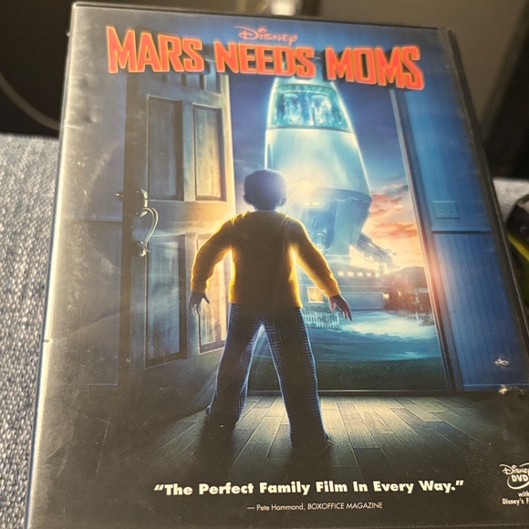 Kids DVD Movie Collection - includes Holiday titles! - Picture 6 of 9